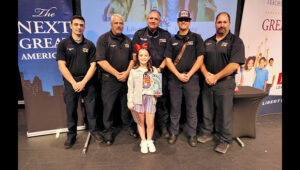 Super Citizen program honors students, heroes