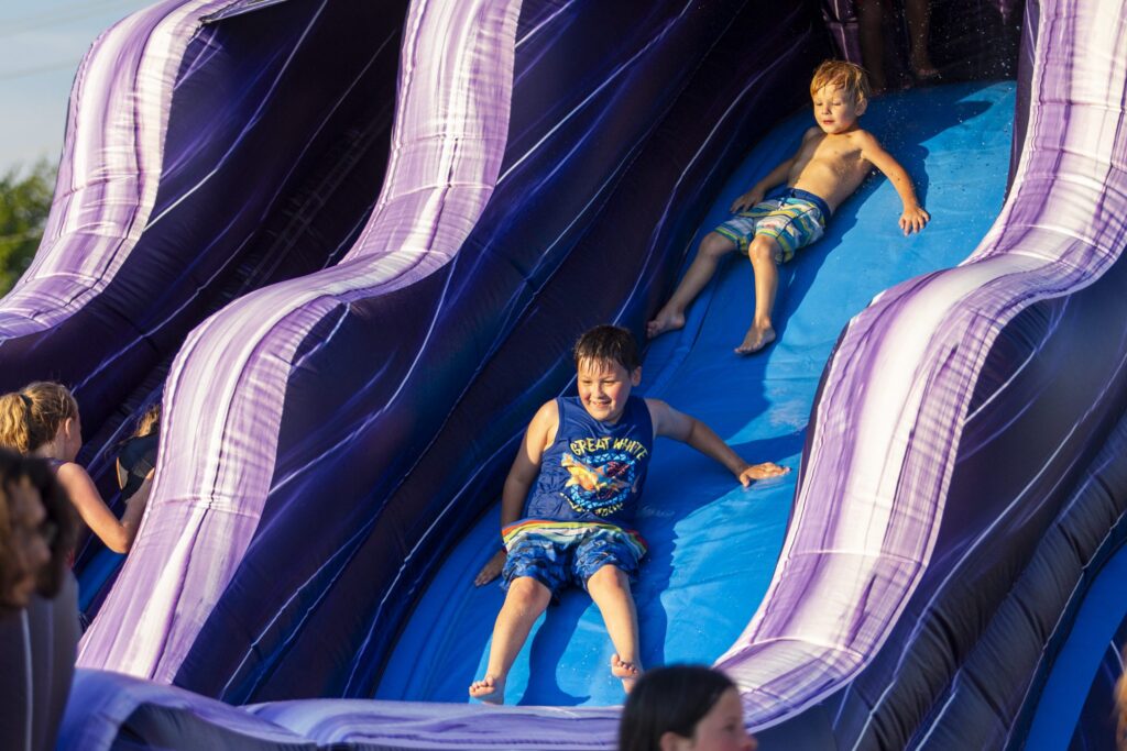 PHOTO GALLERY: Jam at Sloss Lake - Franklin County Times