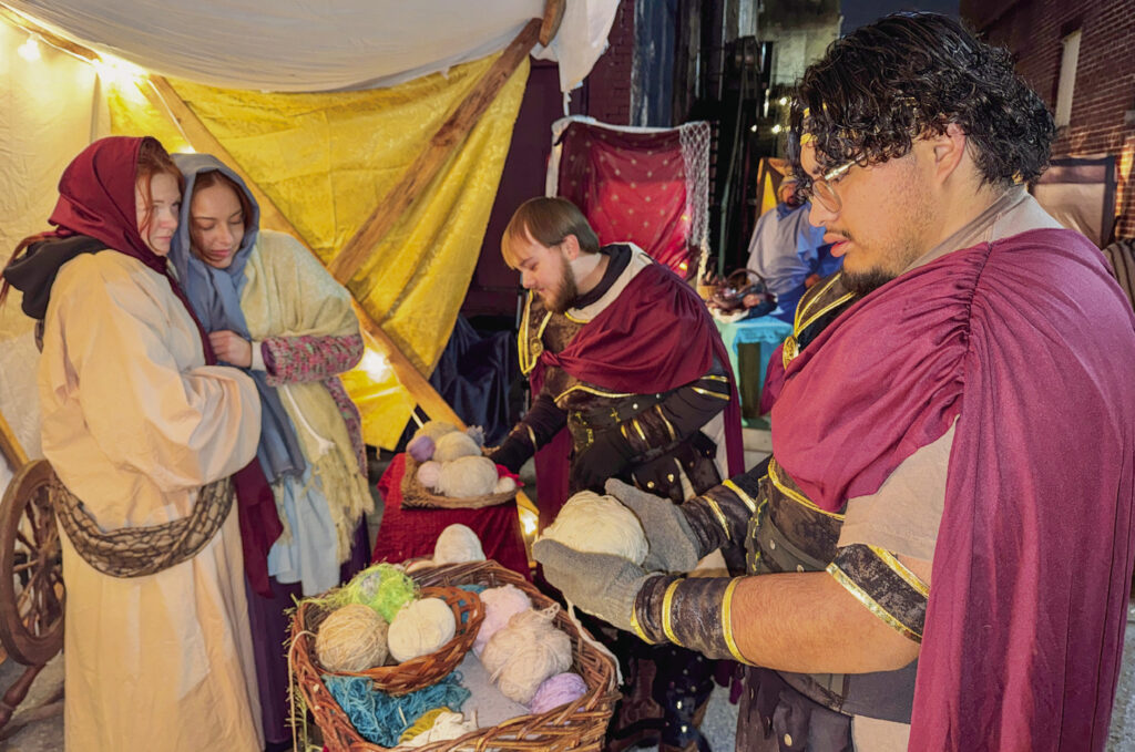 Walk Thru Bethlehem captures Christmas story - Franklin County Times