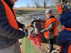 Frog Pond cleans up 1,275 lbs of trash