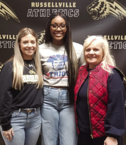 Hill signs with NWSCC for volleyball