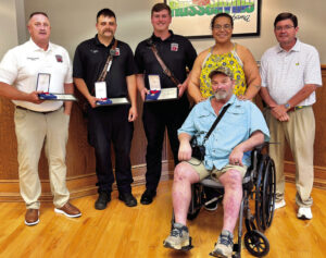 3 firefighters receive Lifesaver Awards